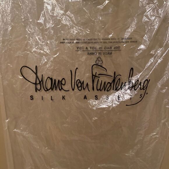 Diane Von Furstenberg Plastic Garment Bag - Picture 1 of 4